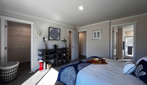 Rhythm Series / 28664R Bedroom 121082