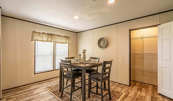 Weston / 32664W Kitchen 46384