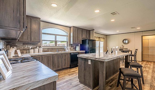 Weston / 32664W Kitchen 46381