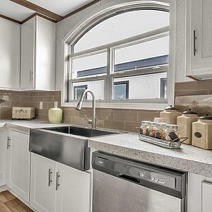 Pinnacle / 28483P Interior 106640