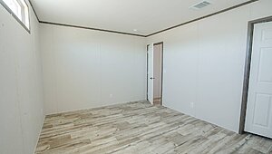 Pinnacle / 16562P Interior 134946