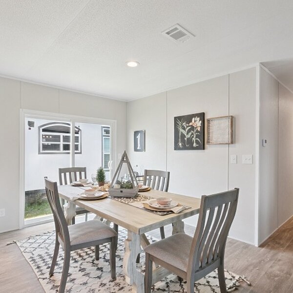 ValuHomes Limited / 28724P Kitchen 117213