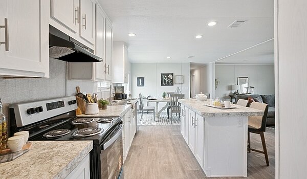 ValuHomes Limited / 28724P Kitchen 117212