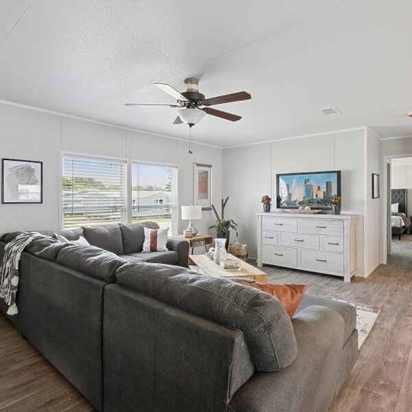 ValuHomes Limited / 28724P Interior 117206