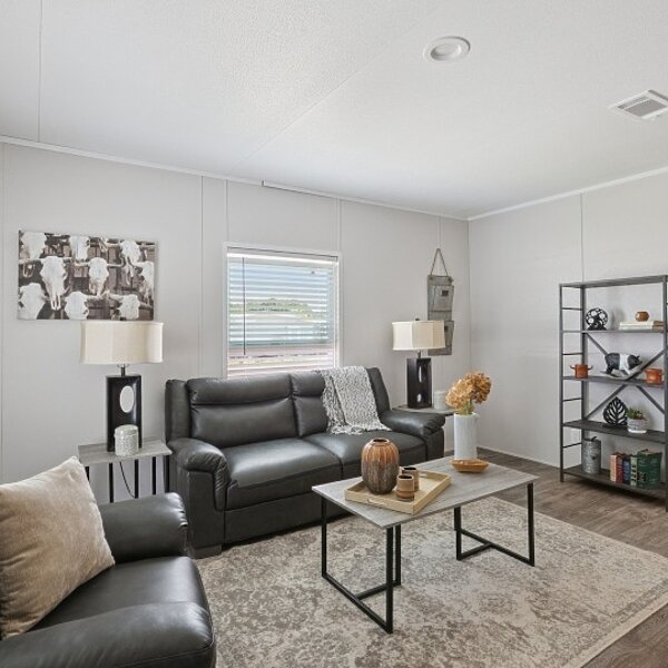 ValuHomes Limited / 28724P Interior 117208