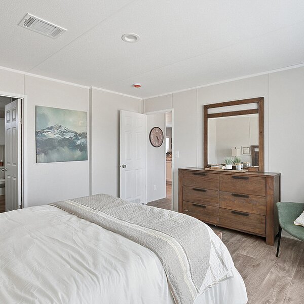 ValuHomes Limited / 28563P Interior 117744