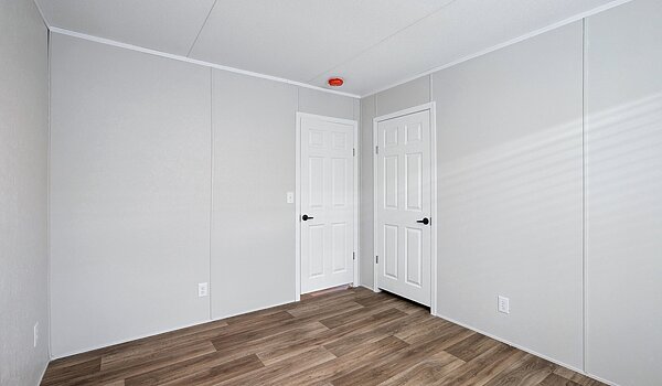 Bravo / Valor 16763N Interior 118401