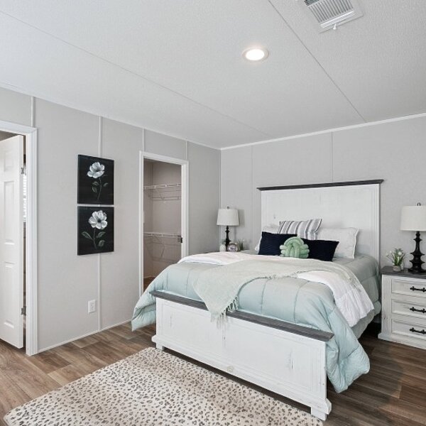 Bravo / Valor 16763N Interior 118398