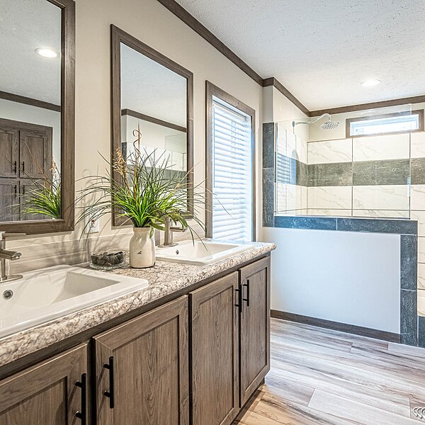 Inspire Series / Warrior 32563F Bathroom 93031