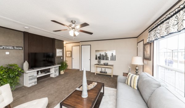 Sandalwood XL / 28483L Interior 10427