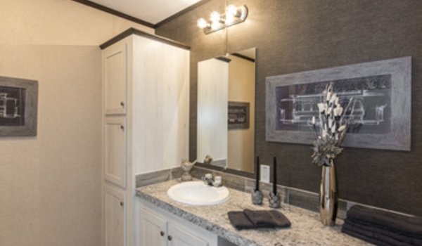 Sandalwood XL / 28483L Bathroom 10432