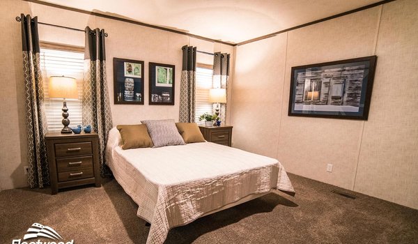 Canyon Lake / 28623G The Duke Bedroom 11925