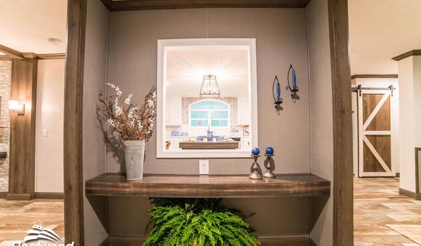 Canyon Lake / 28623G The Duke Interior 11924