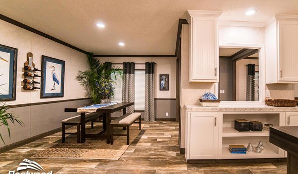 Canyon Lake / 28623G The Duke Kitchen 11921