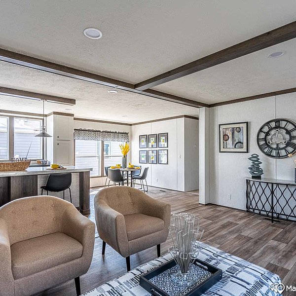 Fleetwood Series / Entertainer 28764E Interior 47118