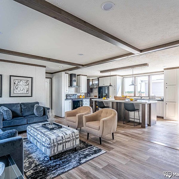 Fleetwood Series / Entertainer 28764E Interior 47124