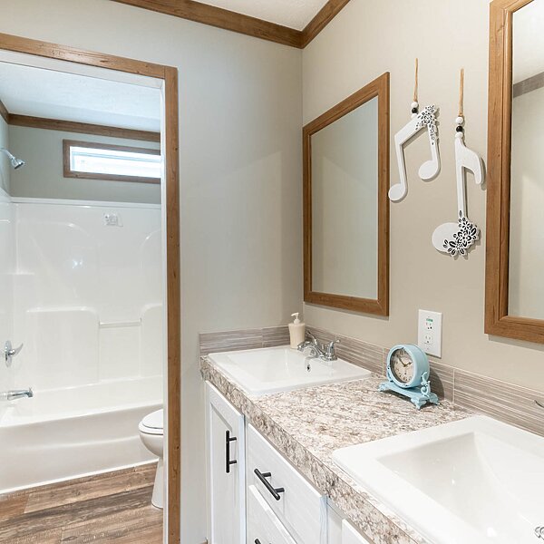 Edge / Beam House 32603X Bathroom 103958