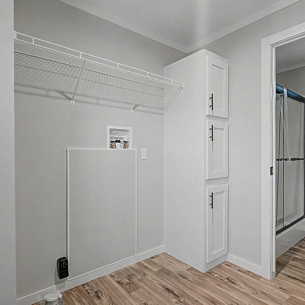 Inspire Series / Urban 16462U Interior 130448