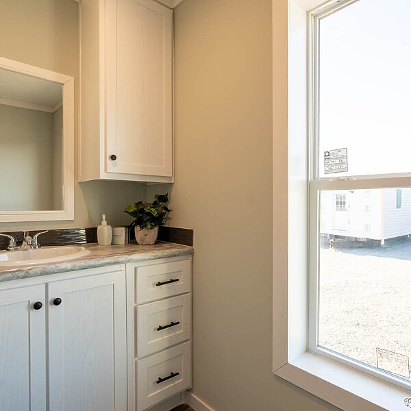 Xtreme / Champ 28563T Bathroom 105166
