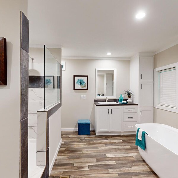 Fleetwood Elite Series / K2 32764P Bathroom 93406