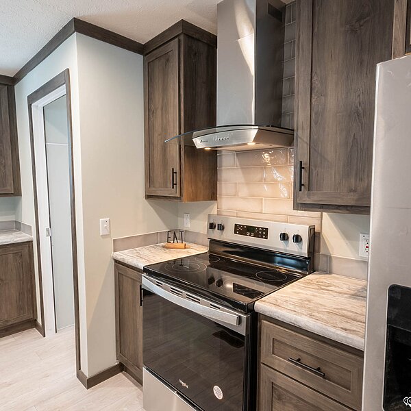 Edge / Elevation 32523D Kitchen 103710
