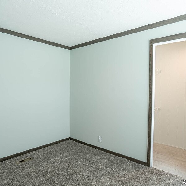 Edge / Elevation 32523D Bedroom 103931