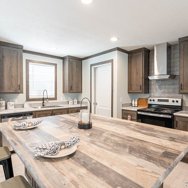 Edge / Elevation 32523D Kitchen 103921