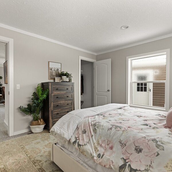 Xtreme / Escape 28443B Interior 109548
