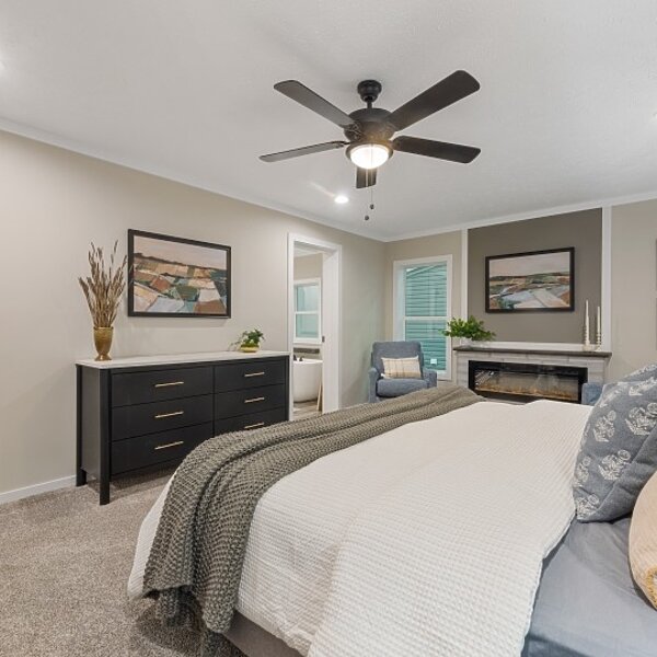 Xtreme / Stratos 28643B Bedroom 106611
