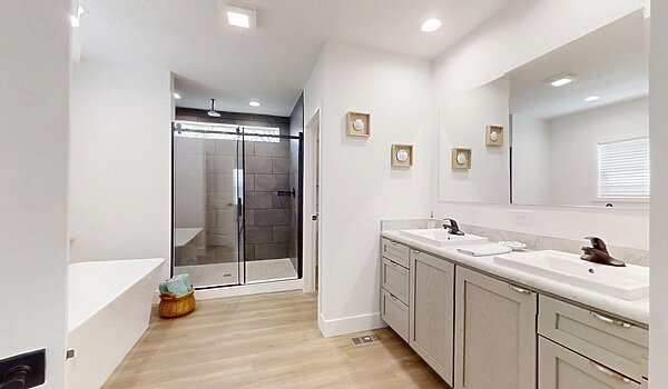 Inspire Series / Inspiration 28563I Interior 129413