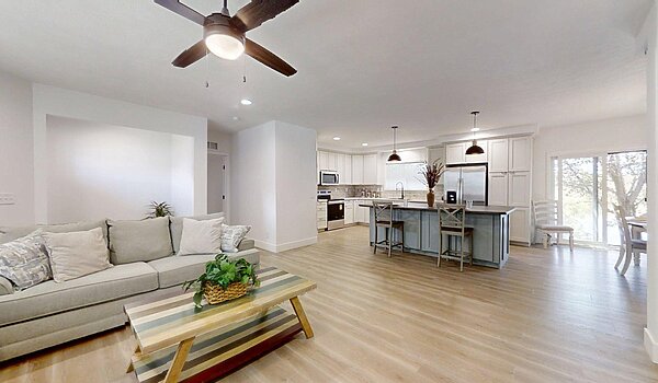 Inspire Series / Inspiration 28563I Interior 129402