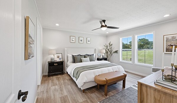 Alpha / Axis 32563N Interior 120714