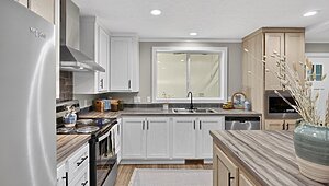 Fleetwood Series / Outlook 28542F Interior 122124