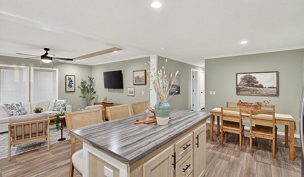 Fleetwood Series / Outlook 28542F Interior 122126