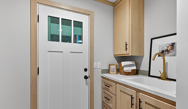 Fleetwood Elite Series / Ignition 32704E Interior 126253