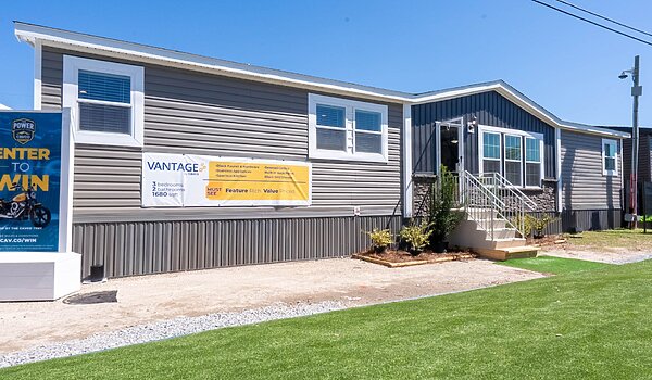 Bravo / The Vantage 32563N Exterior 126389