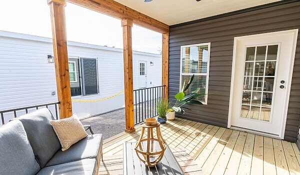 Bravo / The Vantage 32563N Exterior 126388