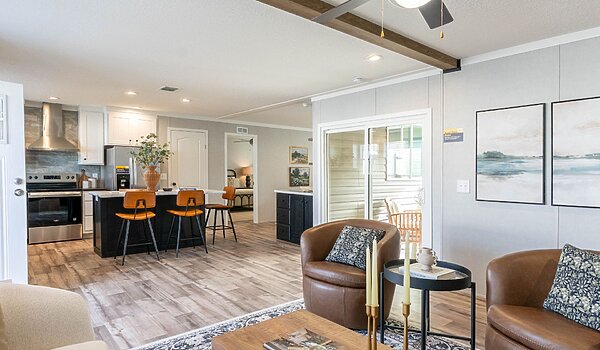 Bravo / The Vantage 32563N Interior 126373