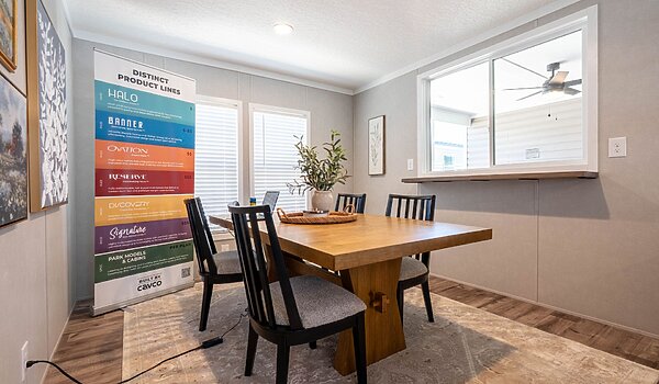 Bravo / The Vantage 32563N Interior 126375