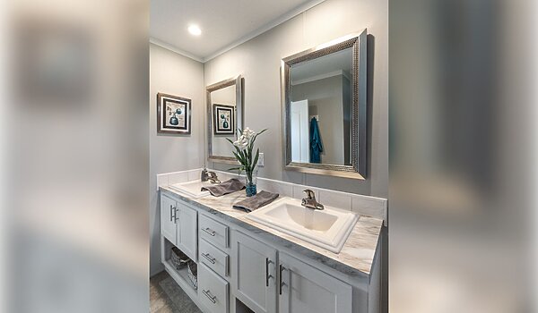 Pegasus / 28483S Bathroom 149577