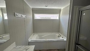 Country Manor / 28563M Bathroom 149592