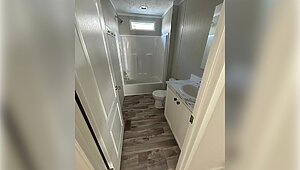 Country Manor / 28563M Bathroom 149593
