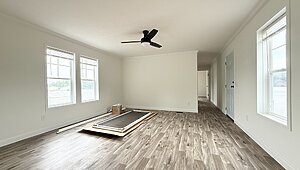 Country Manor / 16763M Interior 149604