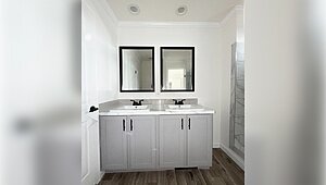 Country Manor / 16763M Bathroom 149614