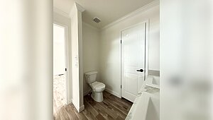Country Manor / 16763M Bathroom 149615