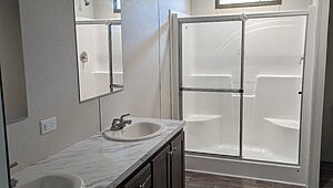Berkshire / 28483P Bathroom 149646