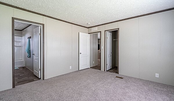 Berkshire / 28603L Bedroom 113866