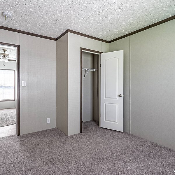 Berkshire / 28603L Bedroom 113868
