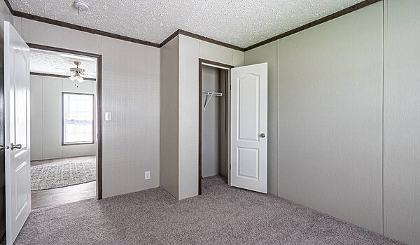 Berkshire / 28603L Bedroom 113868