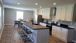 Heritage Pointe / 32603D Kitchen 149664